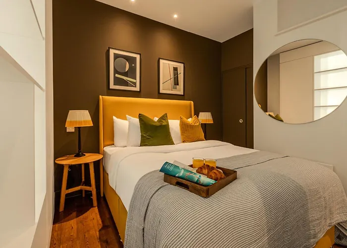 Liverpool Street I Your Apartment