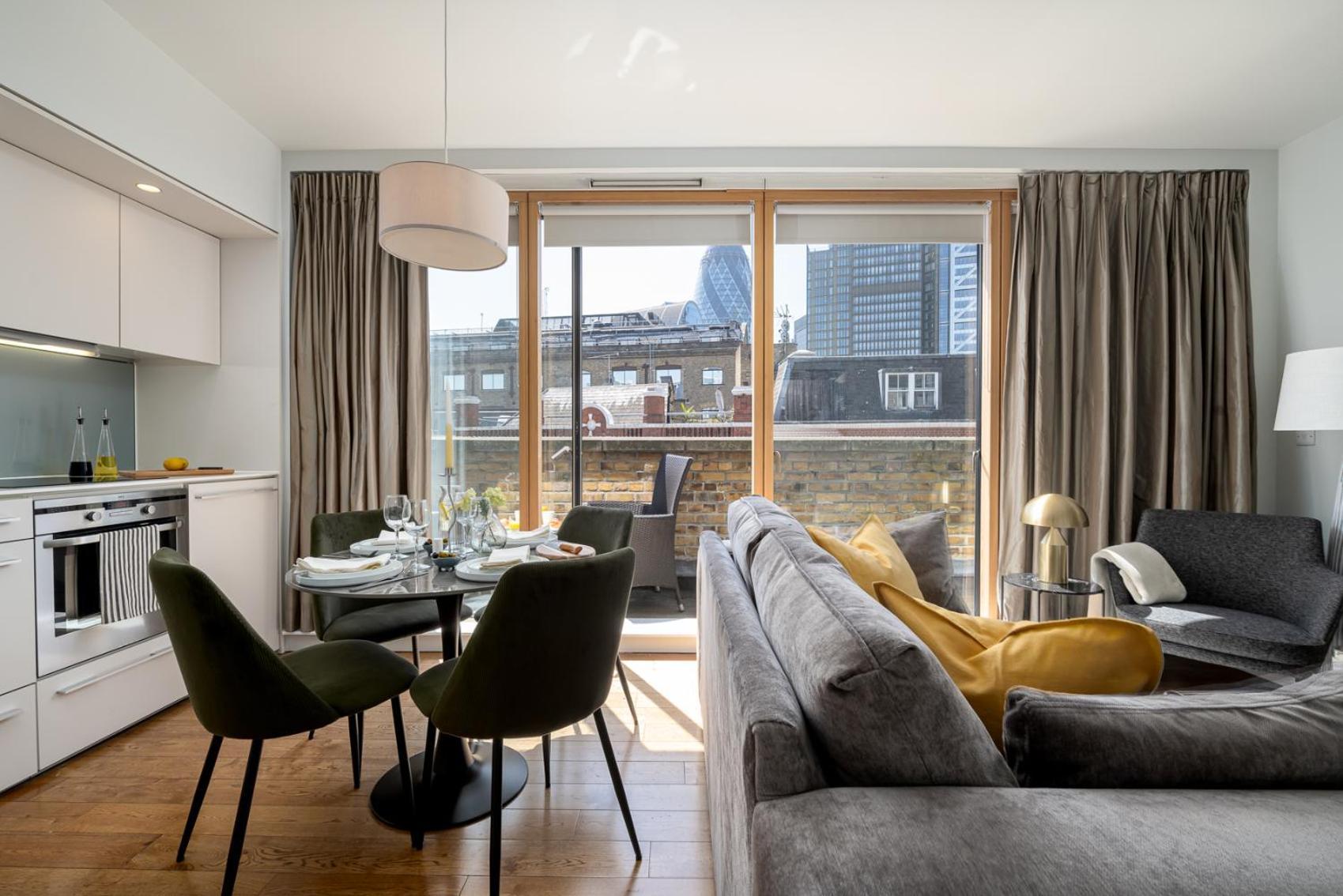 Liverpool Street I Your Apartment