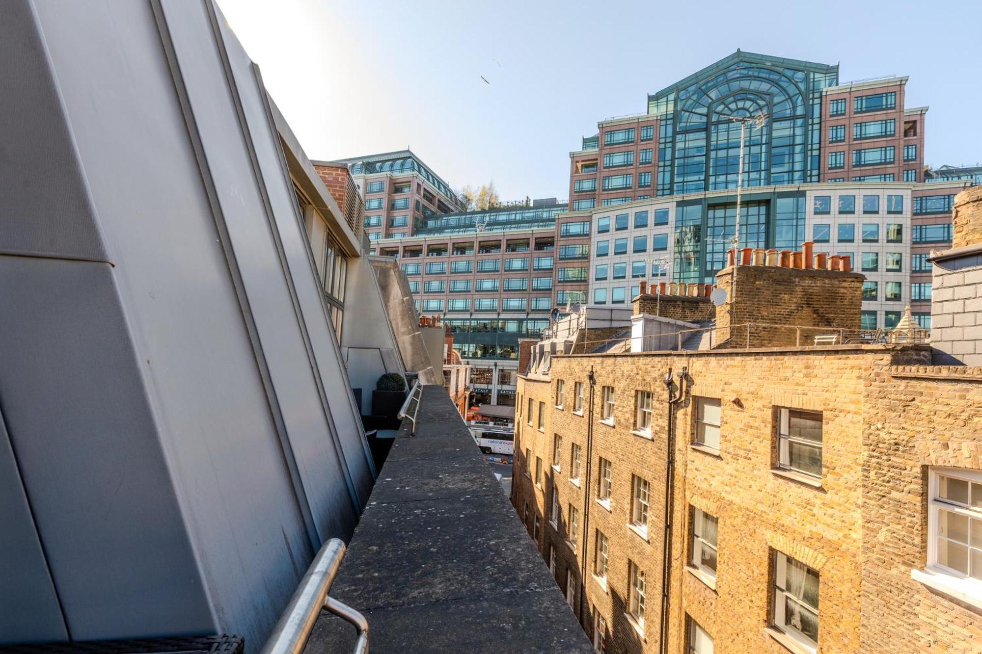 Apartment Liverpool Street I Your *